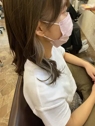 セミロング LeSoleil 大江珠実のヘアスタイル