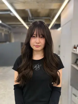 セミロング anju.カット 透明感カラー/パーマのヘアスタイル