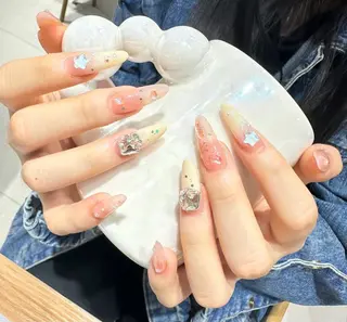 ネイル D-BEAUTY Nailsalonのネイルデザイン