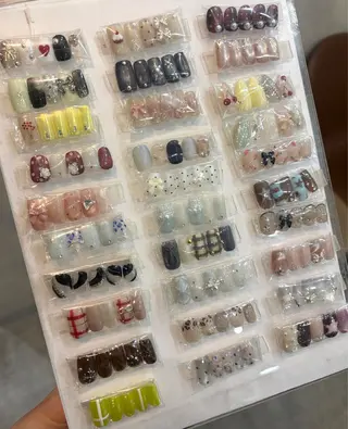ネイル NISHIGAKI Aのネイルデザイン