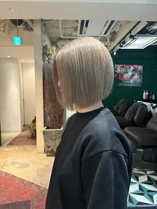 ショート カラー 🎀カットモデル/ブ リーチ/アイ/YUIのヘアスタイル