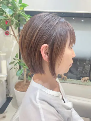 ショート ハイトーン🌈✨️ 吉村美沙季のヘアスタイル