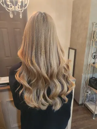 ロング ヘアアレンジ 田井中 悠紀のヘアスタイル