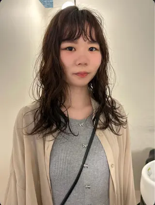 ロング パーマ yewscent / konaのヘアスタイル