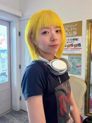 カラー 小林 真誉のヘアスタイル