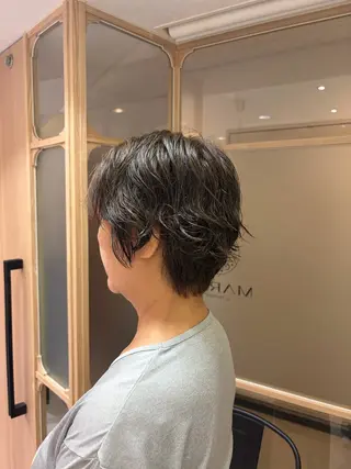 ショート RosierBleu 中山のヘアスタイル