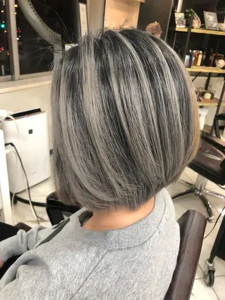 セミロング 100%高級人毛使用 LANIUMEDAのヘアスタイル