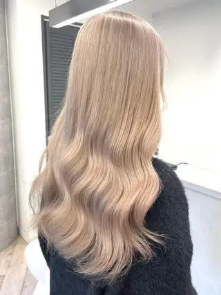 ロング ♡似合わせハイトーン ♡maiのヘアスタイル