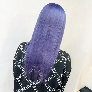 ロング ハイトーン カラーのヘアスタイル