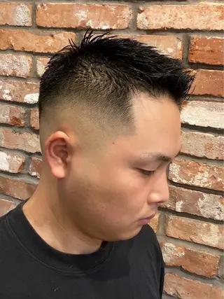 ショート メンズ 猪井 明のヘアスタイル