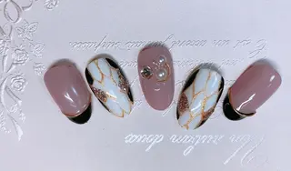 ネイル miu miuのネイルデザイン