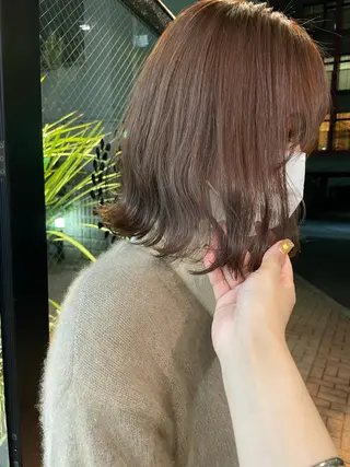 ミディアム カラー レイヤー/顔周り /AKARIのヘアスタイル
