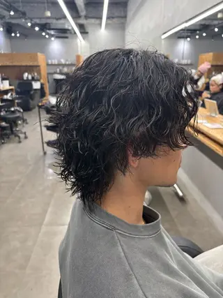 ミディアム パーマ メンズ メンズ支持率NO.1 マサキのヘアスタイル
