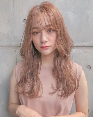 ミディアム レイヤーカット 小山 悠のヘアスタイル