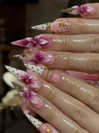 ネイル Umee Nailのネイルデザイン