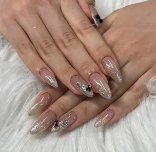 ネイル tener 🖤yua🖤のネイルデザイン