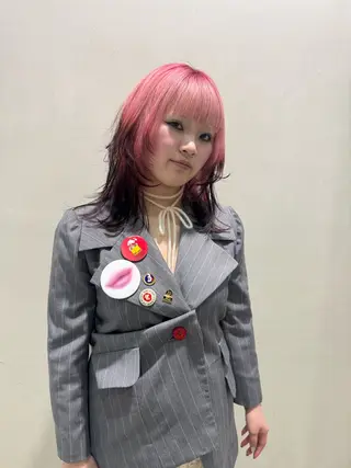 カラー 吉留 文月のヘアスタイル