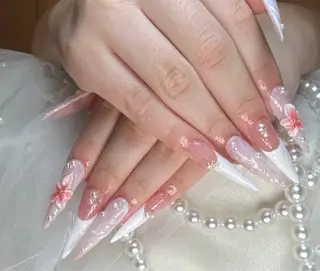 ネイル WO MIAO💎のネイルデザイン