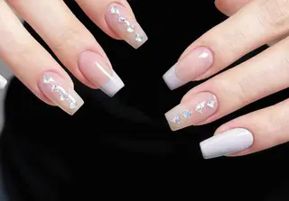 ネイル Pure&Rich Nailのネイルデザイン
