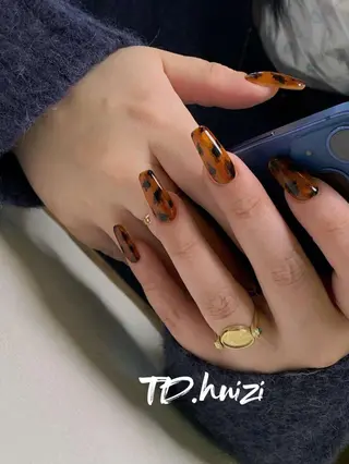 セミロング めぐみのネイルサロン スタッフ練習のネイルデザイン