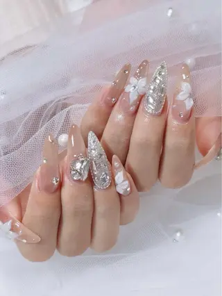 ネイル Sora  Nail 長さ出し専門店のネイルデザイン