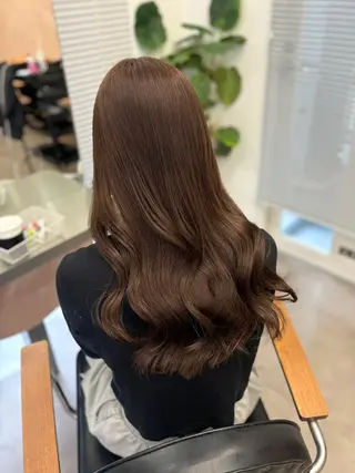 ロング amu/ブリーチなし ダブルカラーのヘアスタイル