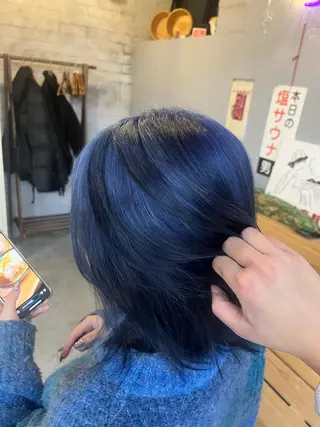 カラー 秋山 美奈のヘアスタイル
