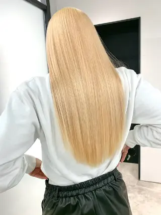 ロング カラー ヘアアレンジ ブリーチ矯正髪質改善 ✨オオエタクミのヘアスタイル