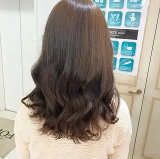 ロング カラー ヘアアレンジ 透明感カラー 古山 結季🌙🖤のヘアスタイル