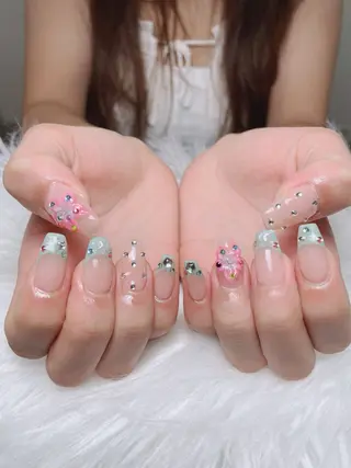 ネイル Sora nail 長さ出し専門店のネイルデザイン