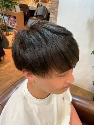 カラー メンズ カット特化美容師 齋藤桐のヘアスタイル