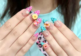 ネイル ShioriNail (旧:L.nail)のネイルデザイン