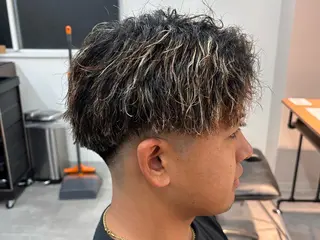 ショート メンズ 🔥フェードカット/ パーマ特化🔥/森のヘアスタイル