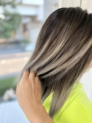 ミディアム カラー 松井 敬太郎のヘアスタイル