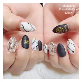 ミディアム ネイル 🐾enen style 🐾のネイルデザイン