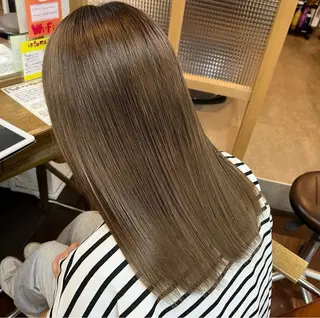 セミロング こばやし あこのヘアスタイル