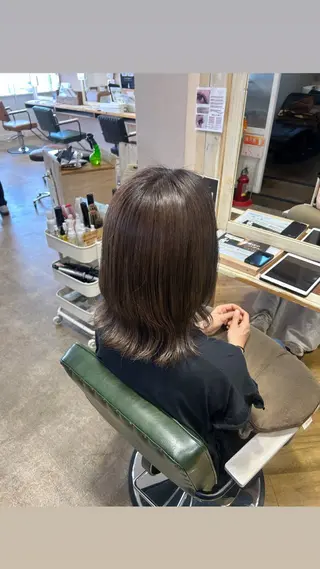 カラー 🫧佐藤透明感カラー デザインカラーのヘアスタイル