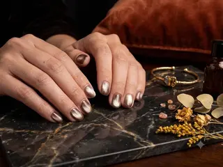 ネイル AKI🐈⬛✨️ Venus Nailのネイルデザイン