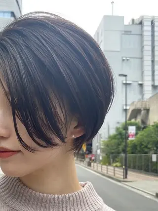 カラー 江坂 misaki のヘアスタイル