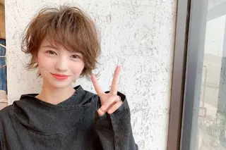 ショート カラー Stella Lux ステラ ルークスのヘアスタイル