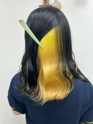 セミロング ブリーチカラー HAZUKI🦖のヘアスタイル