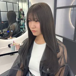 ロング カラー Ren. 🦋デザインカラーのヘアスタイル