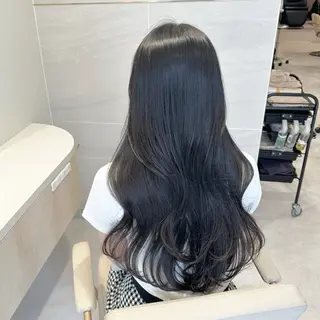 セミロング カラー 透明感カラー🌿 グレージュ🐺陽介のヘアスタイル