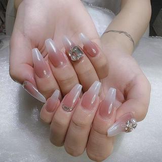 ネイル Queens テイのネイルデザイン