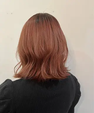 ミディアム 似合わせレイヤー ＆縮毛矯正のヘアスタイル