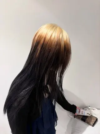 ロング カラー 沼るブリーチカラー アズサ⛓️のヘアスタイル