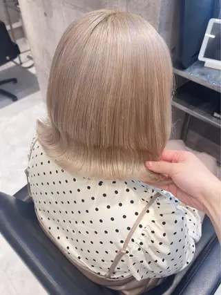ミディアム カラー ヘアアレンジ ガーリーヘア 🎀 Rika 🫧のヘアスタイル