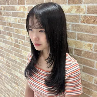 ミディアム EARTH 中水   怜奈のヘアスタイル
