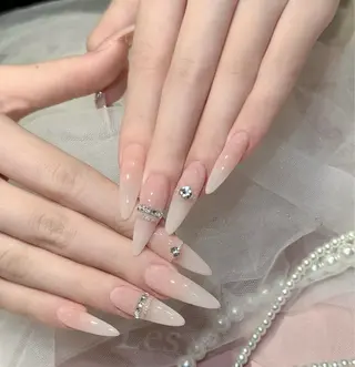 ネイル Julie NailSalonのネイルデザイン