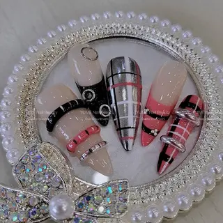 ミディアム YUME Nail Beautyのネイルデザイン